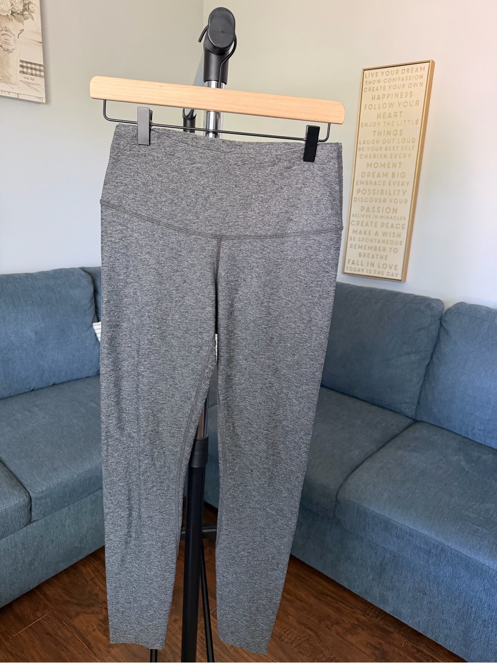 The North Face Women's Heather Gray High-Rise Leggings